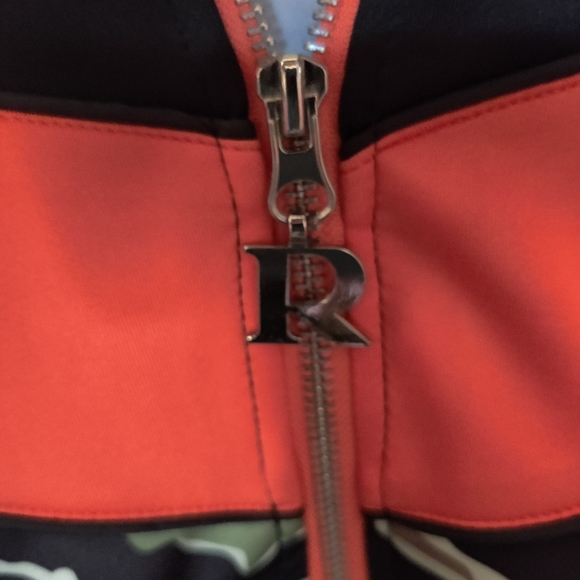 Reason Brand Camo Zip Up Orange Jacket from New Yo - Picture 5 of 5
